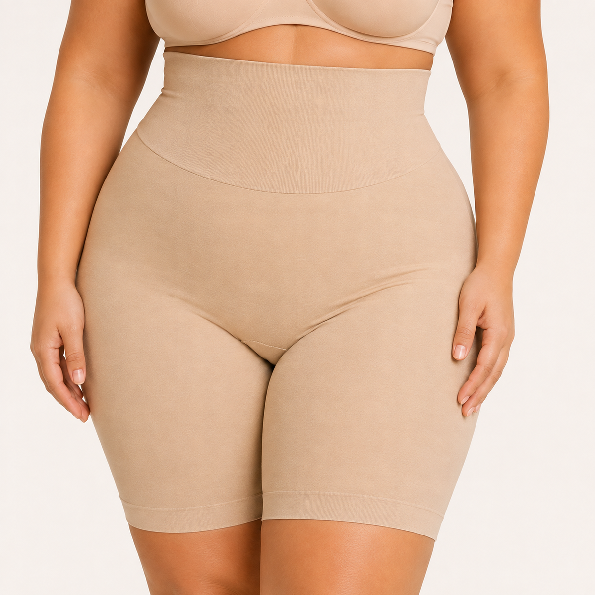 Bermuda Modeladora Elara  Plus Size